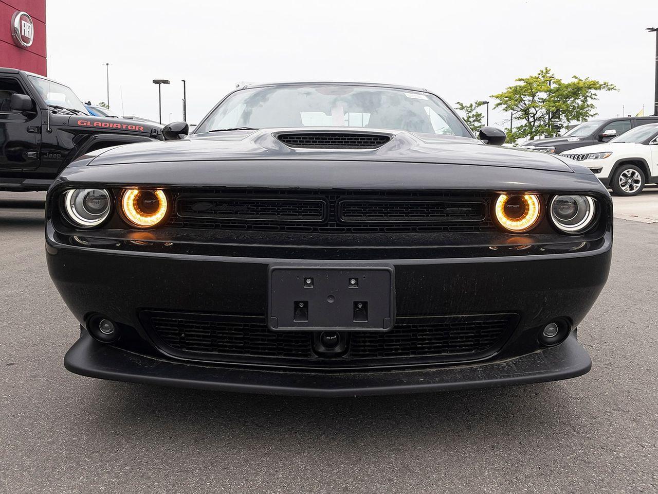 2021 Dodge Challenger LA-4