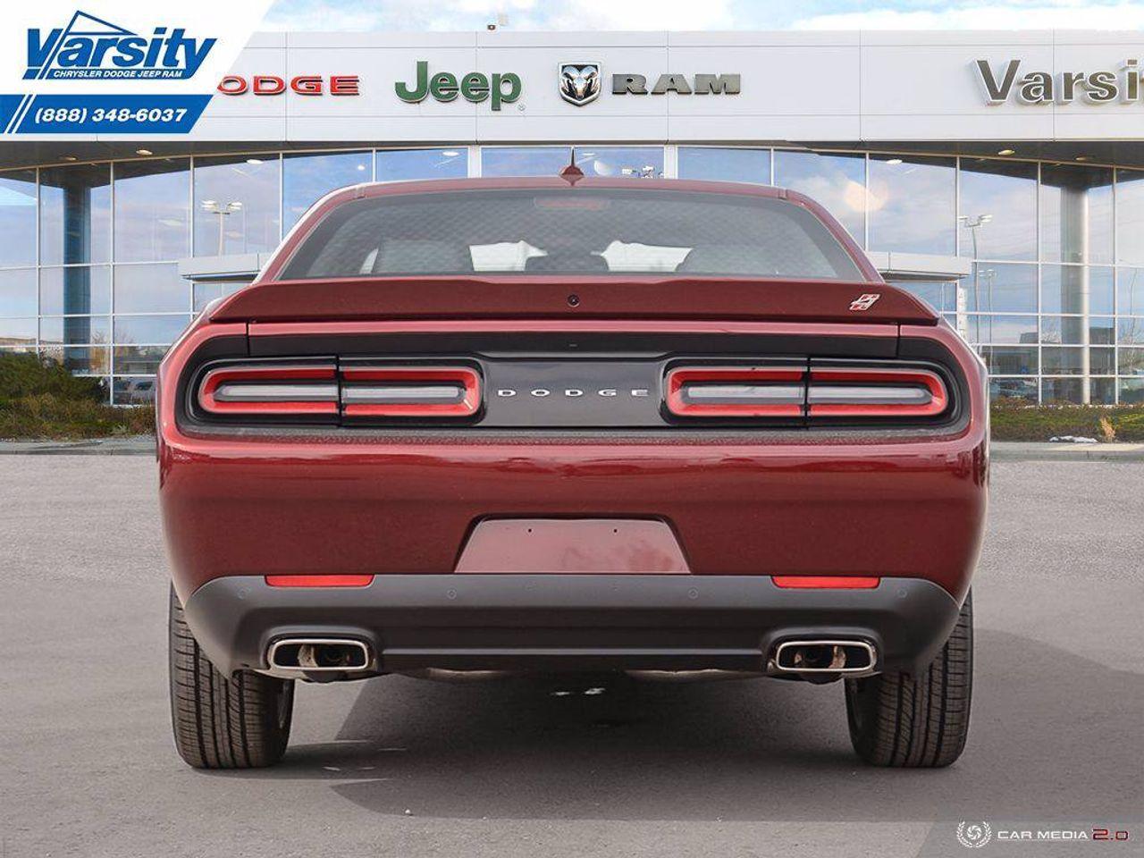 2021 Dodge Challenger LA-4