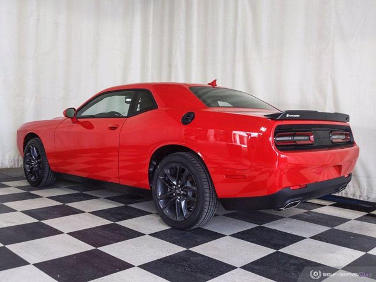 2021 Dodge Challenger SXT-4