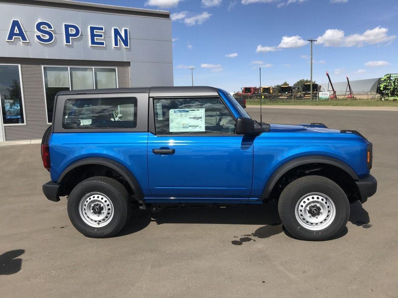 2021 Ford Bronco Base-1