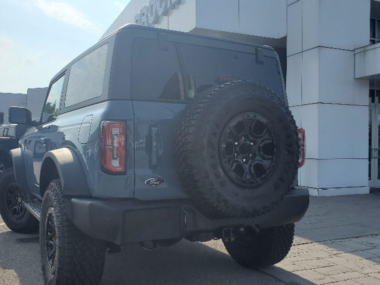2021 Ford Bronco -3