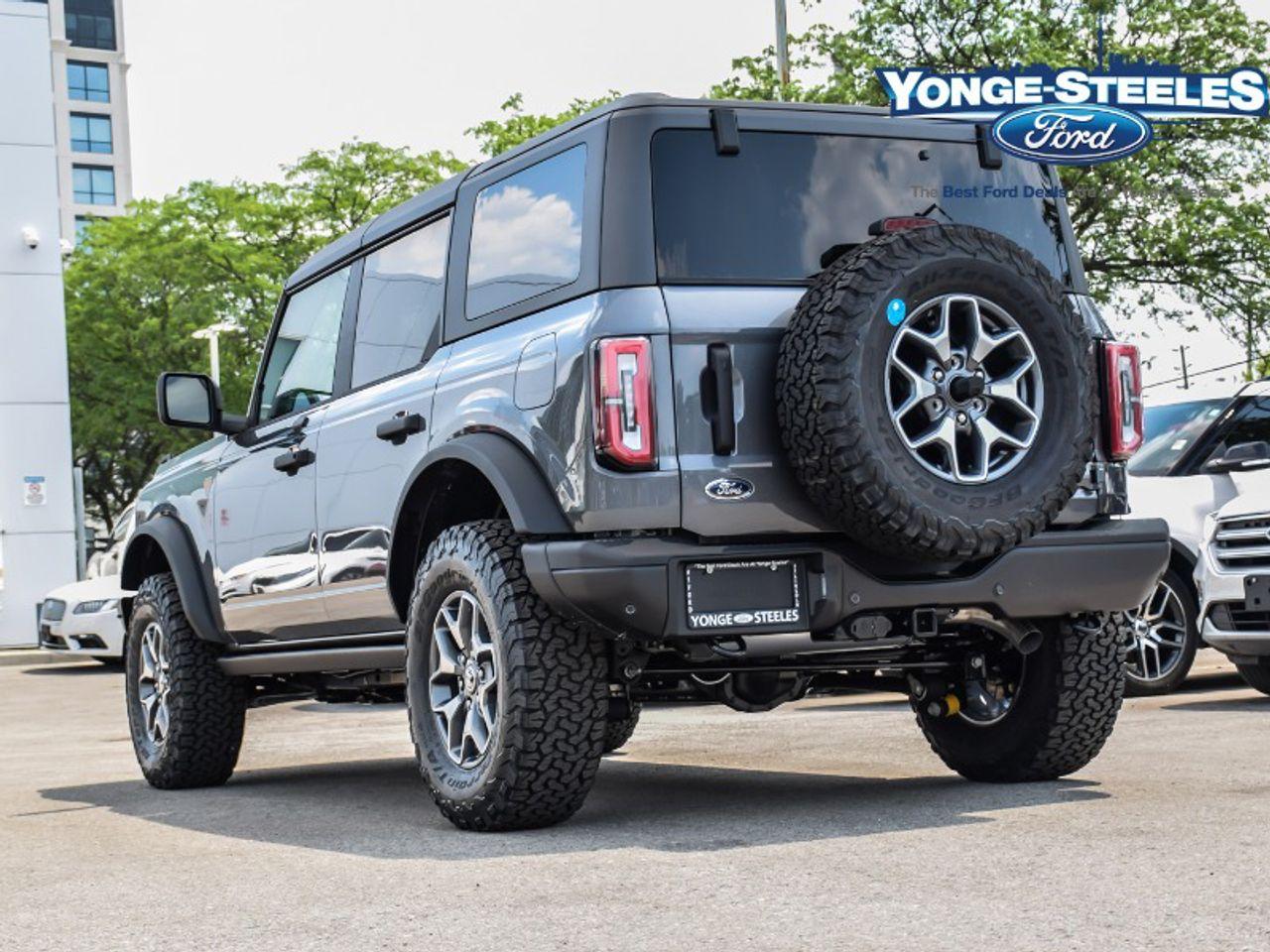 2021 Ford Bronco -3