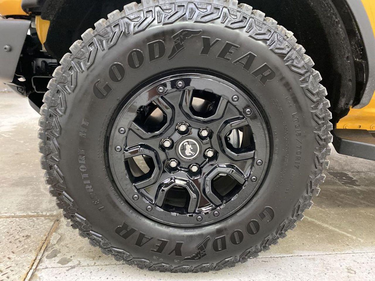 2021 Ford Bronco -2