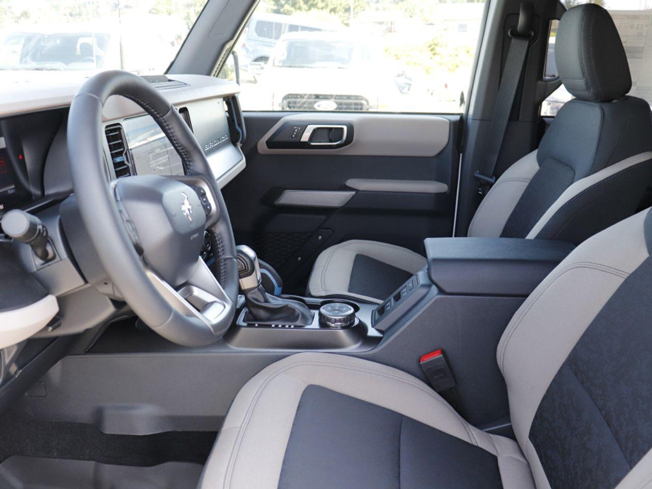 2021 Ford Bronco -1