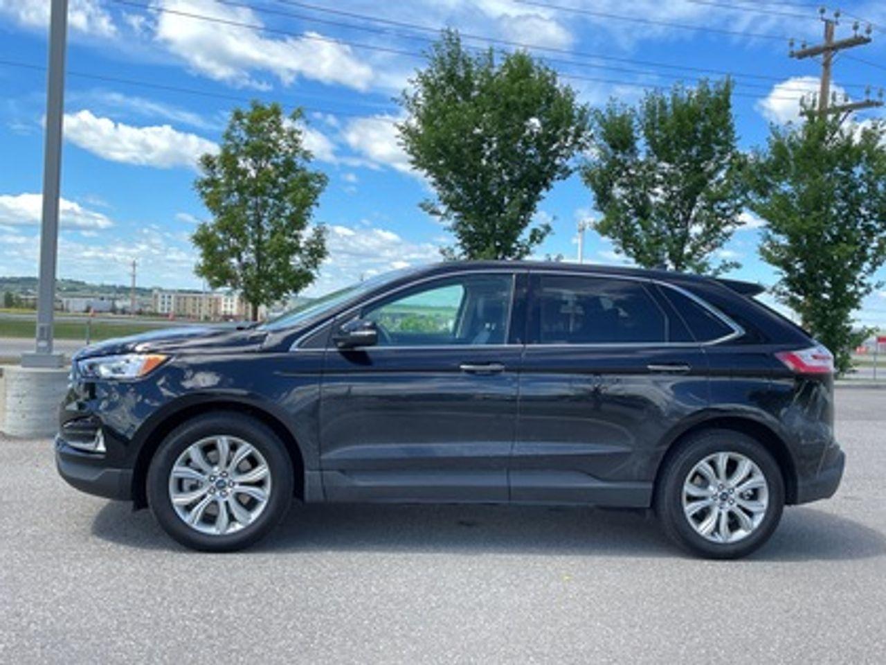 2021 Ford Edge Titanium-3