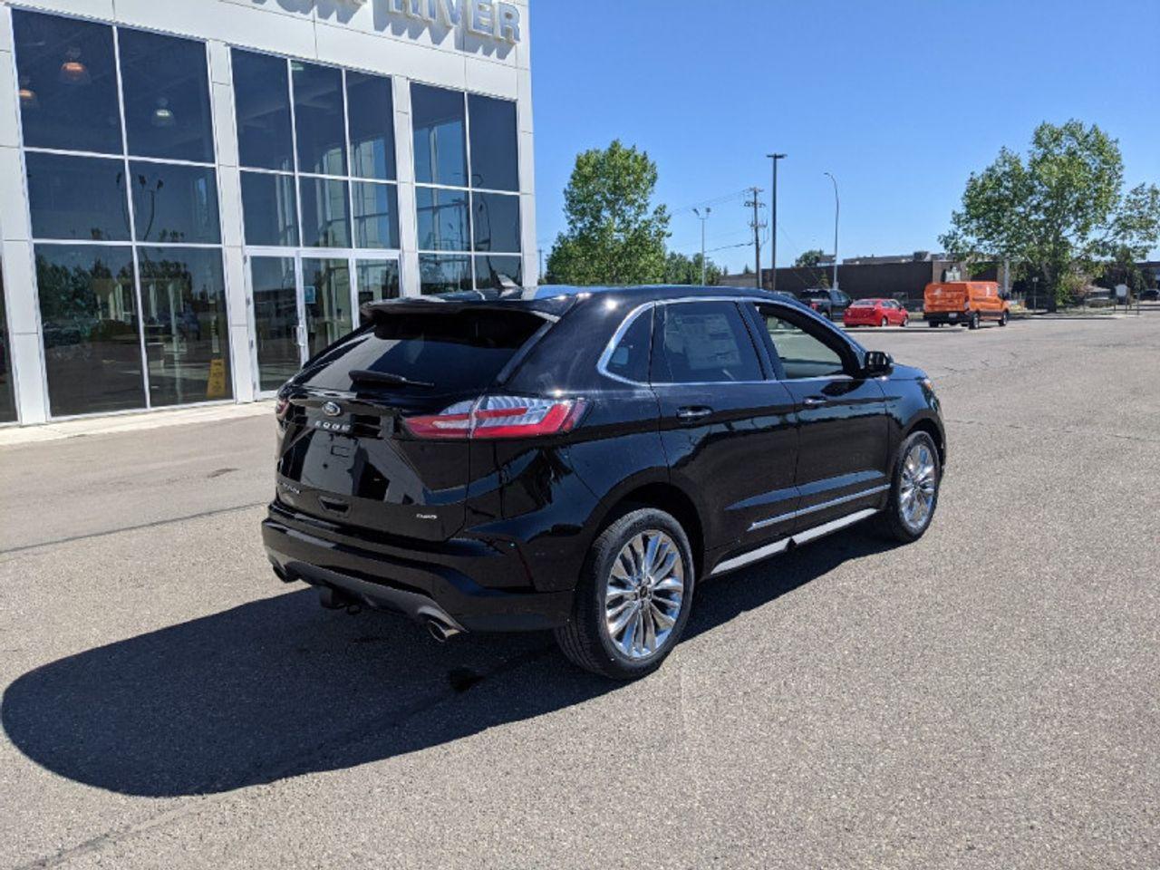 2021 Ford Edge -2