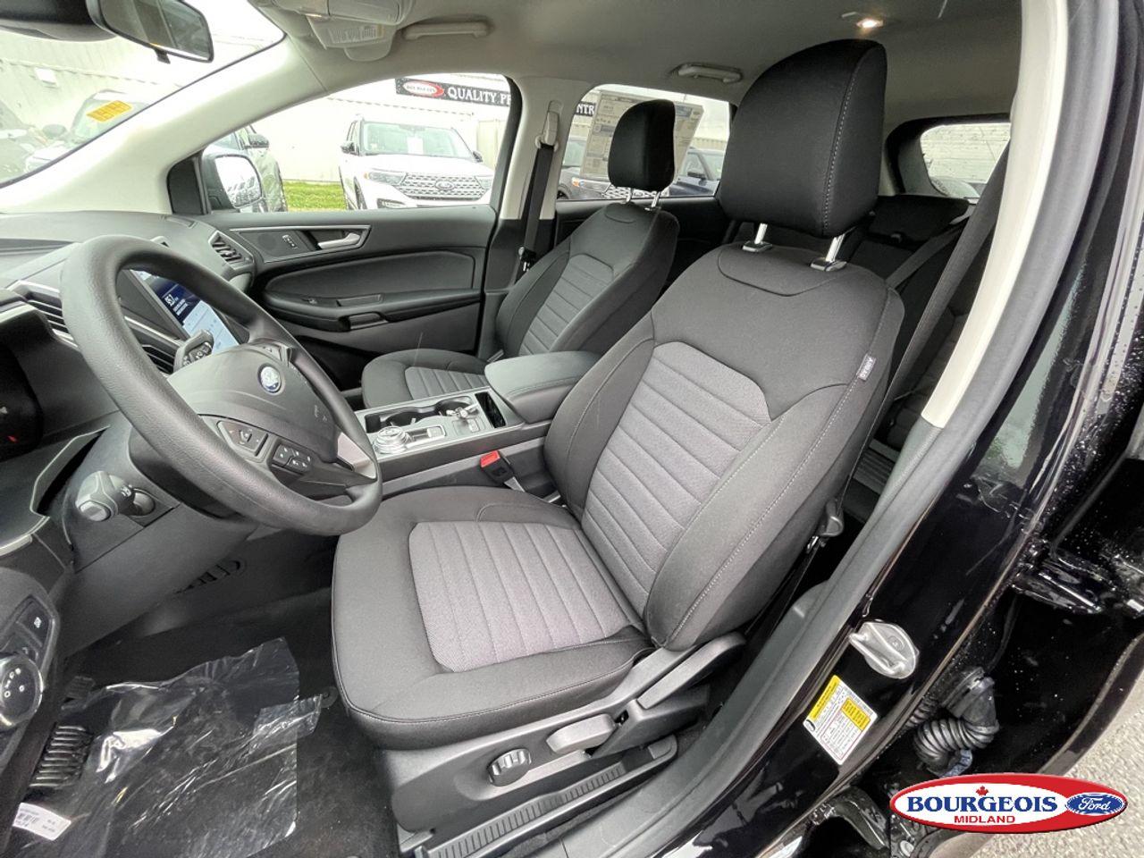 2021 Ford Edge SE-4