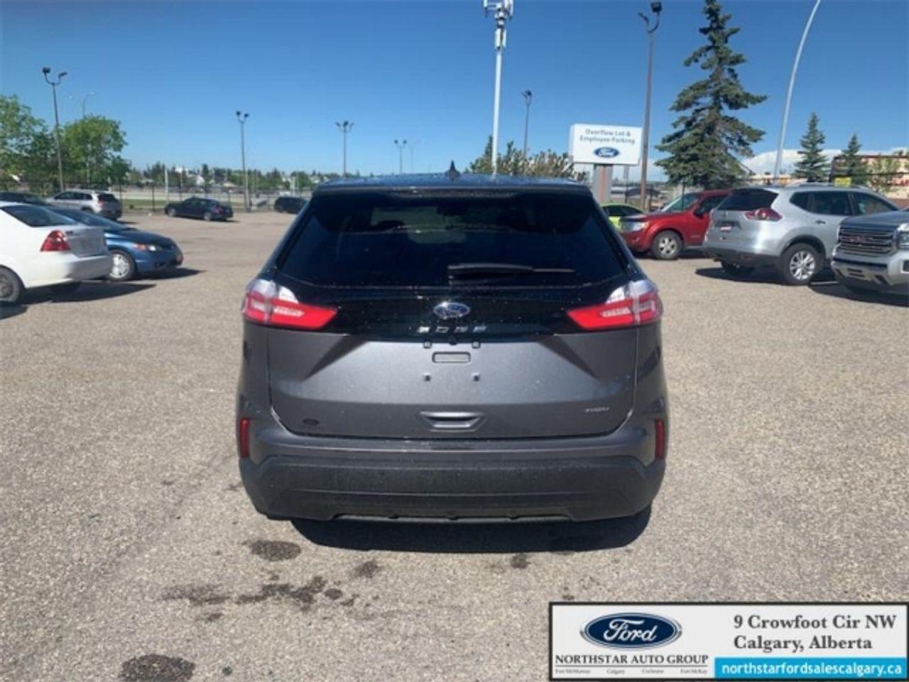 2021 Ford Edge SE-3