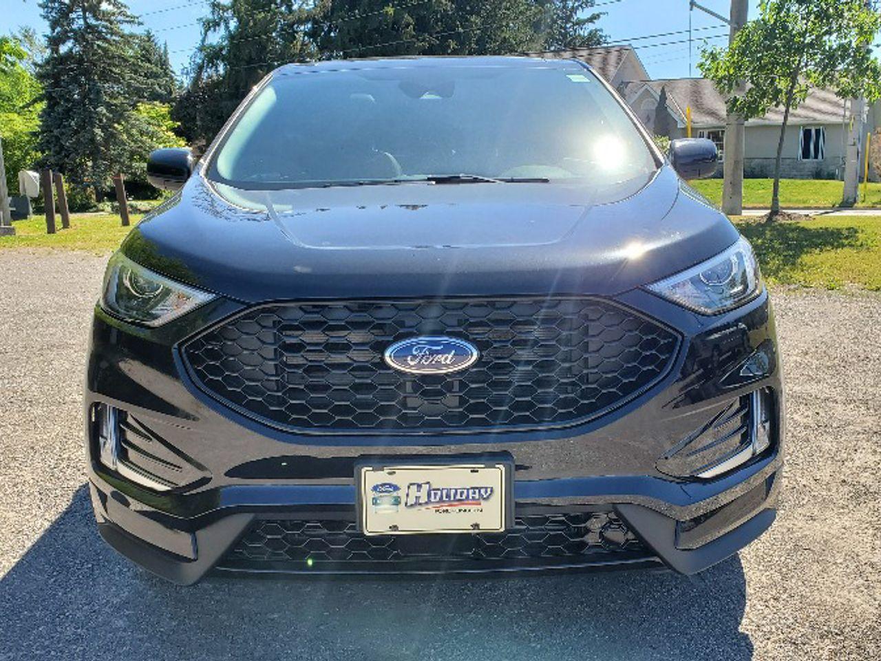 2021 Ford Edge ST Line-2