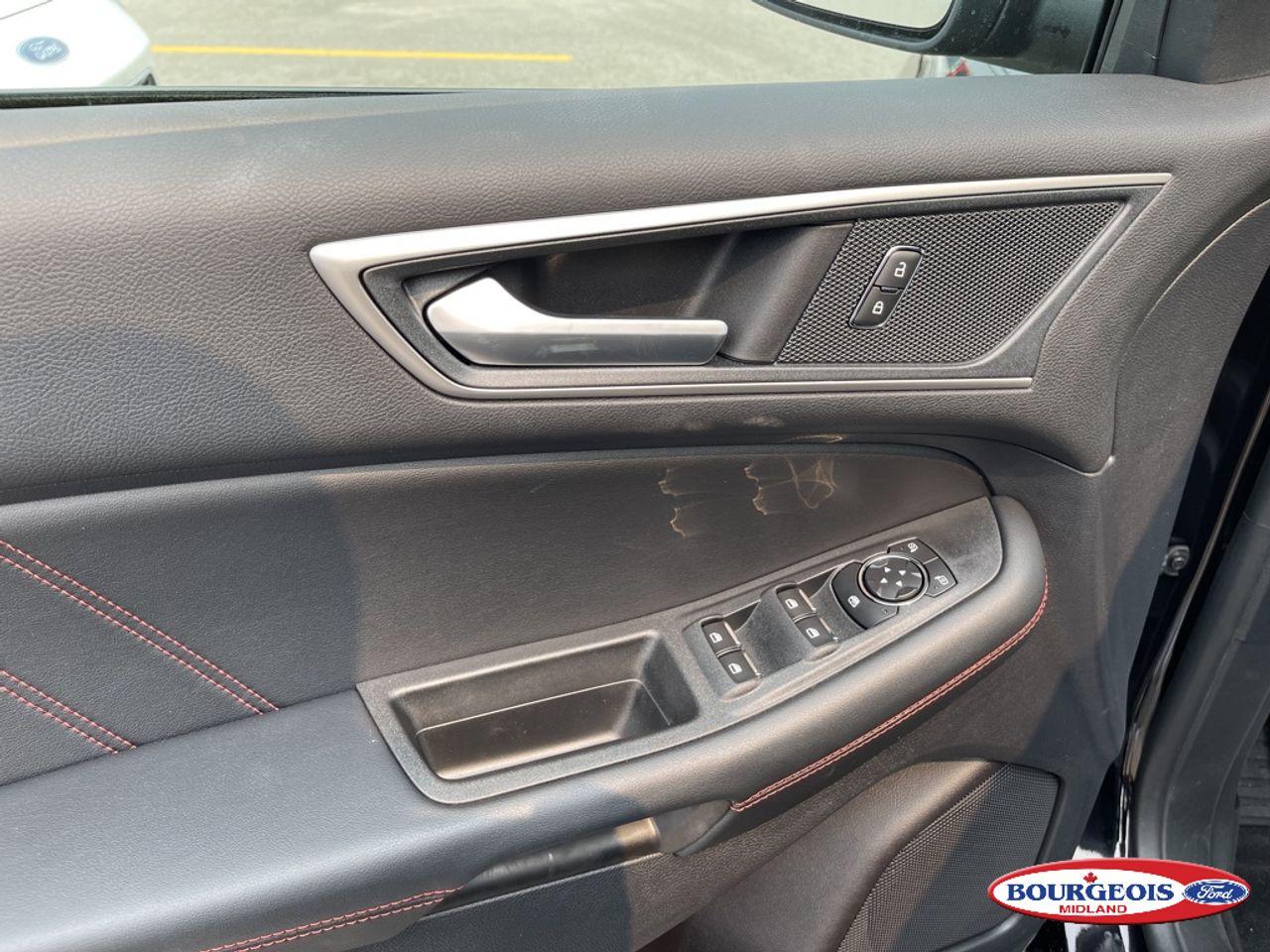 2021 Ford Edge ST Line-4