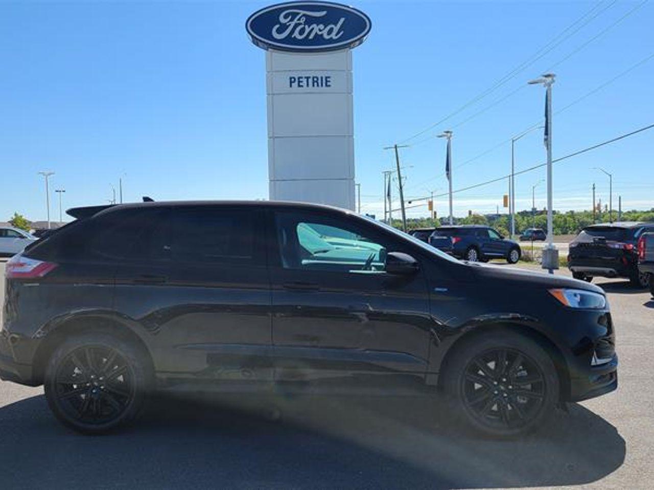 2021 Ford Edge ST Line-3