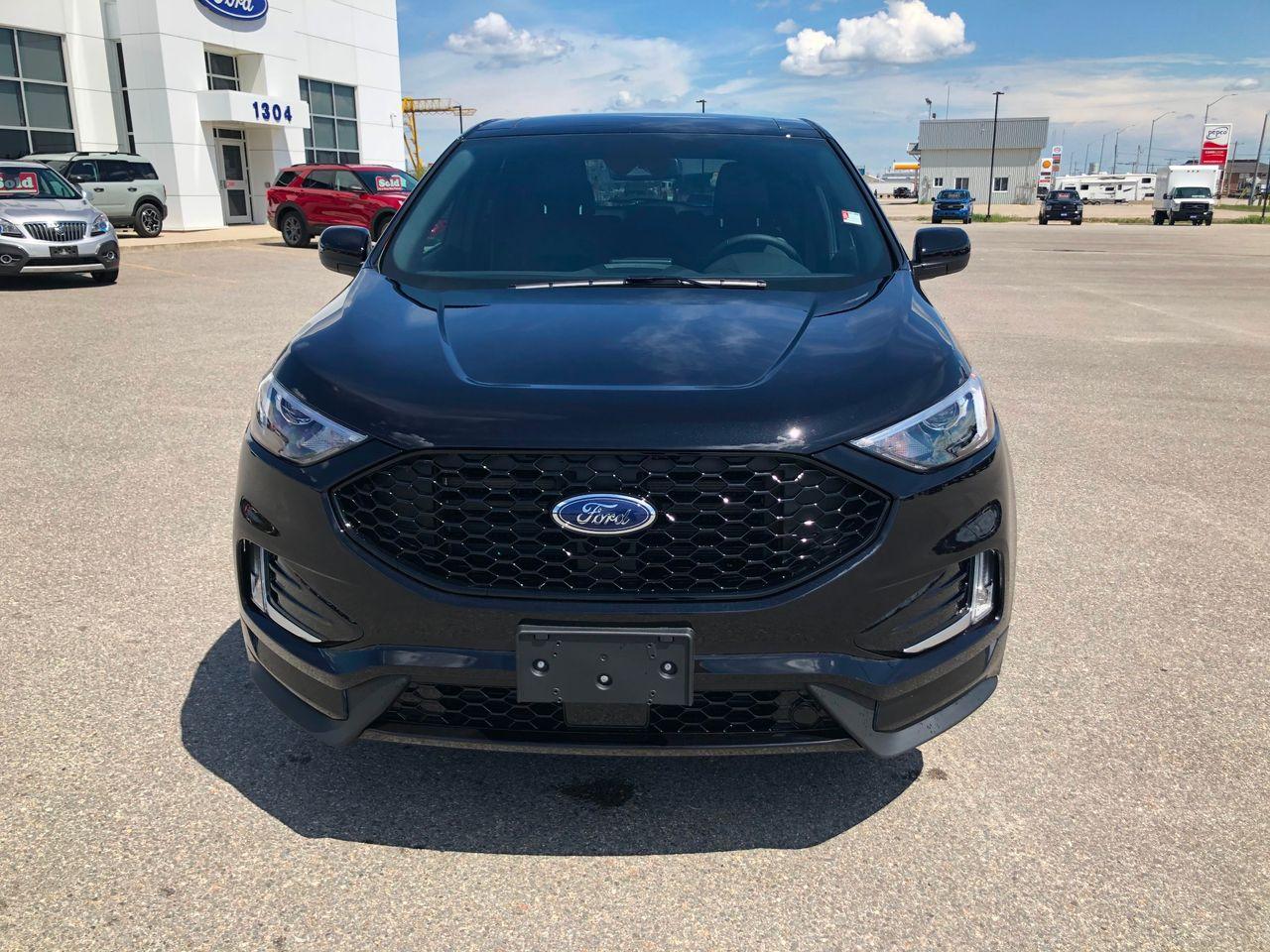 2021 Ford Edge ST Line-1