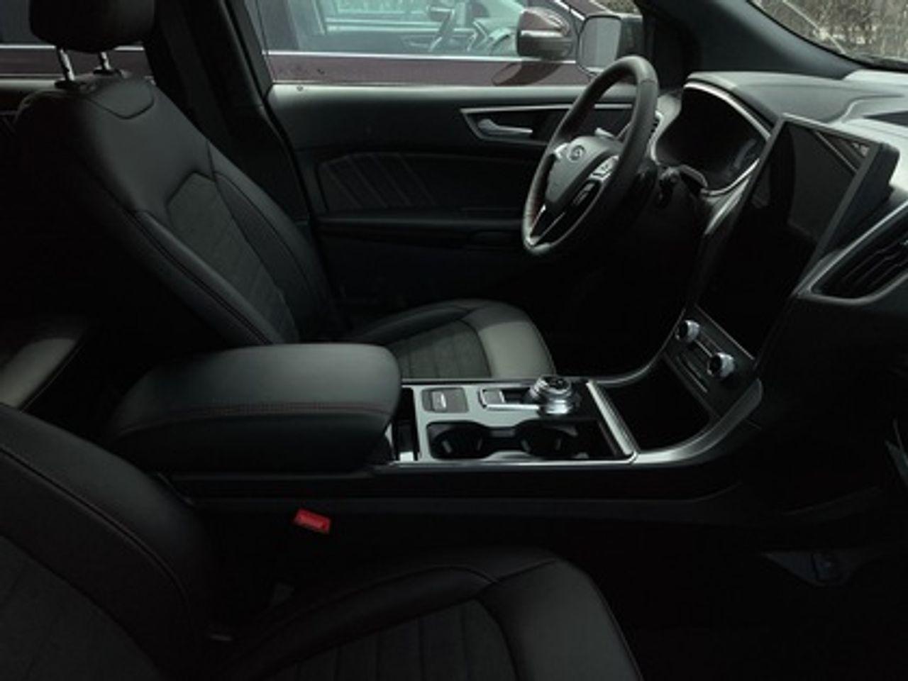 2021 Ford Edge ST Line-3