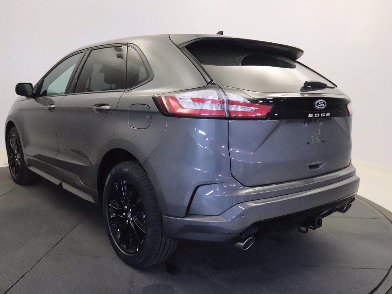 2021 Ford Edge ST Line-4