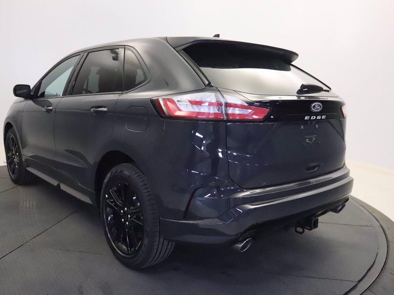 2021 Ford Edge ST Line-4