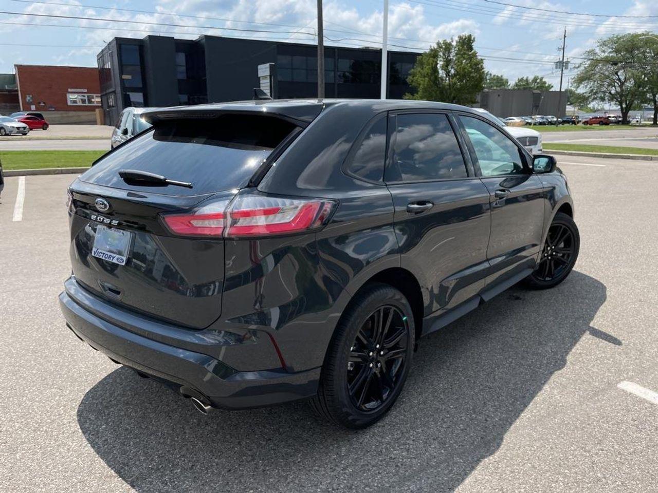 2021 Ford Edge ST Line-3