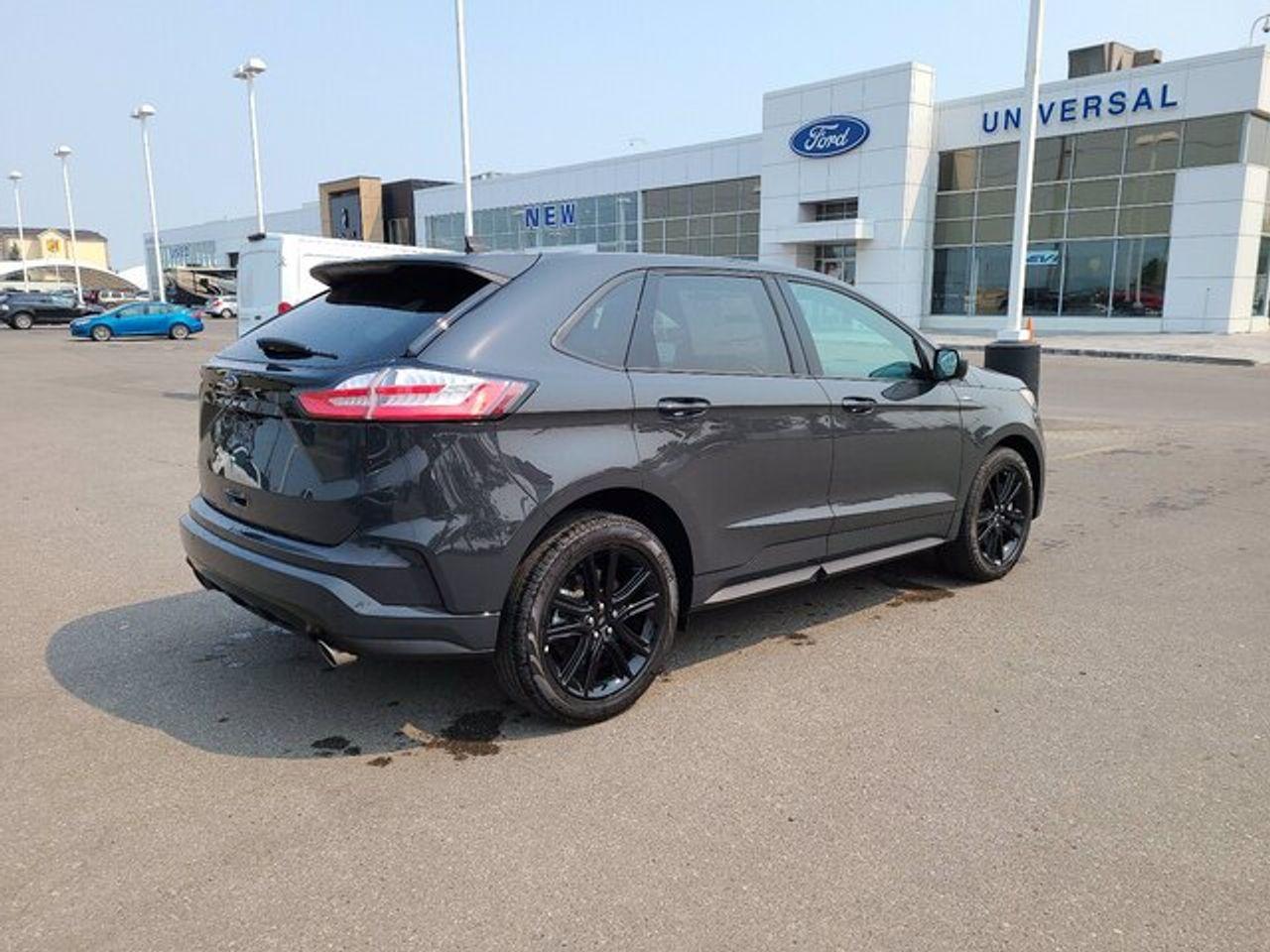 2021 Ford Edge ST Line-3