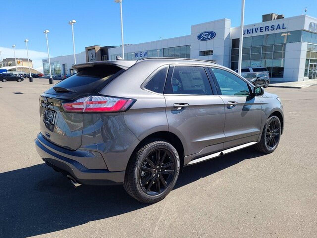 2021 Ford Edge ST Line-3