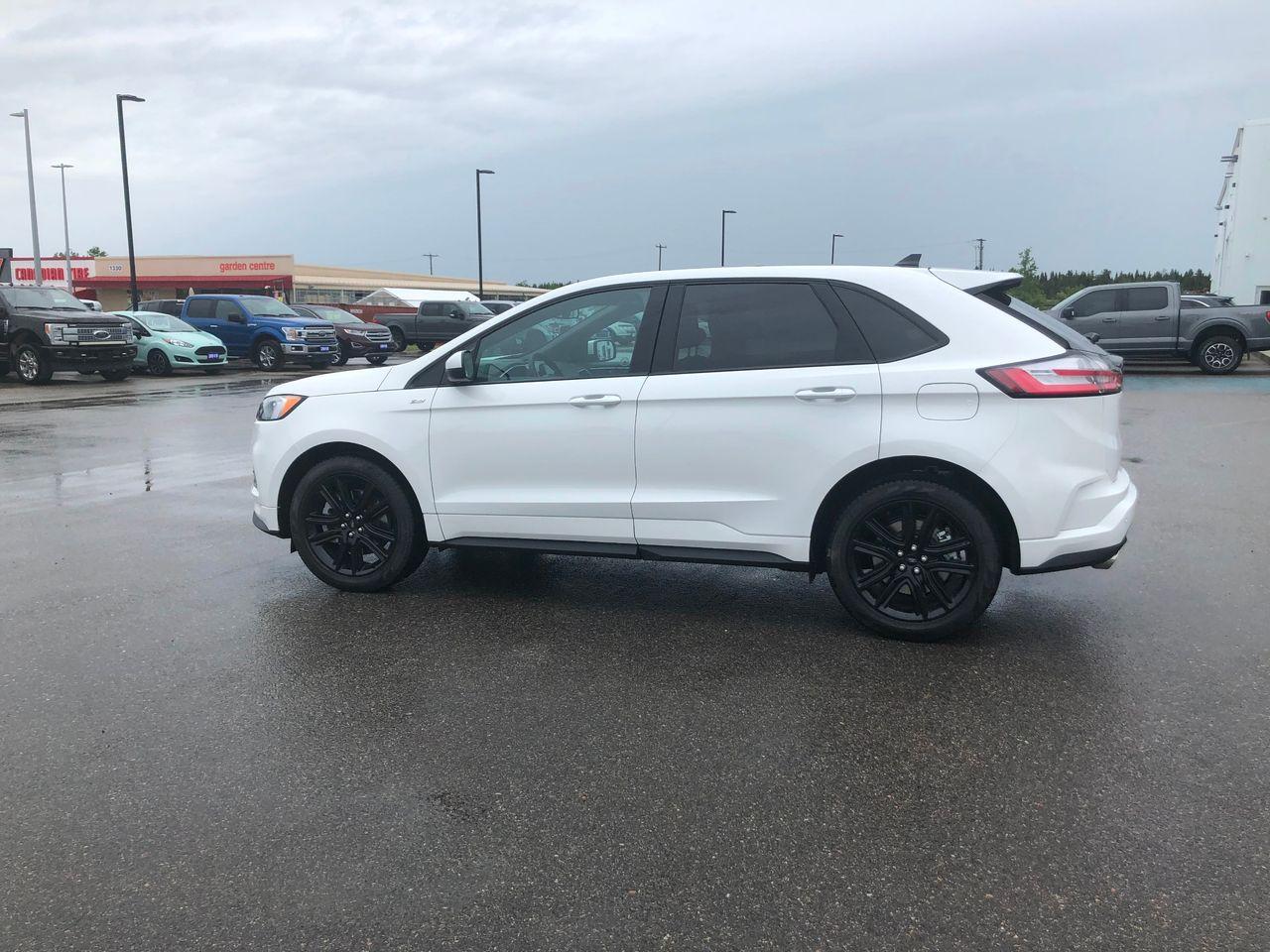 2021 Ford Edge ST Line-2
