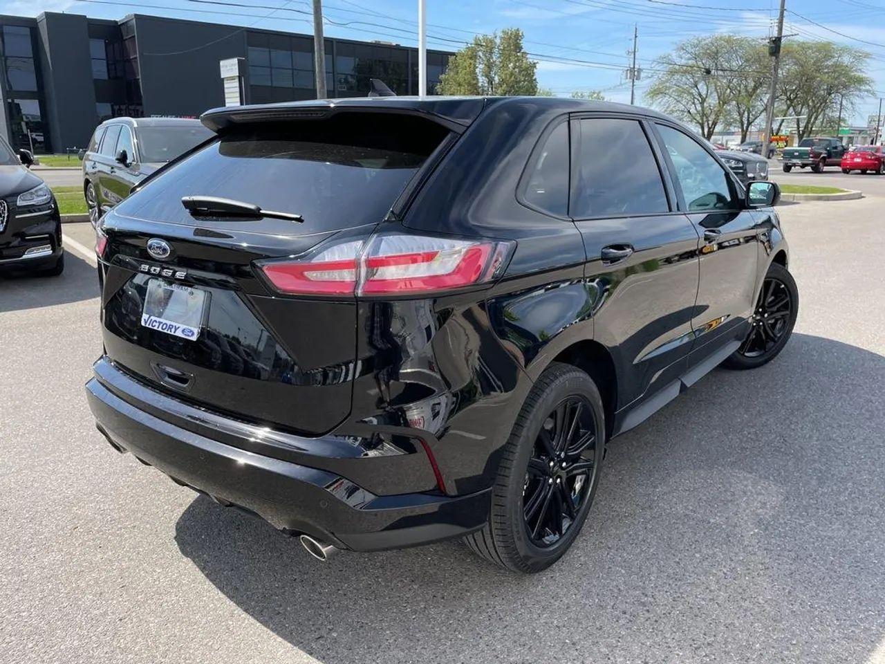 2021 Ford Edge ST Line-3