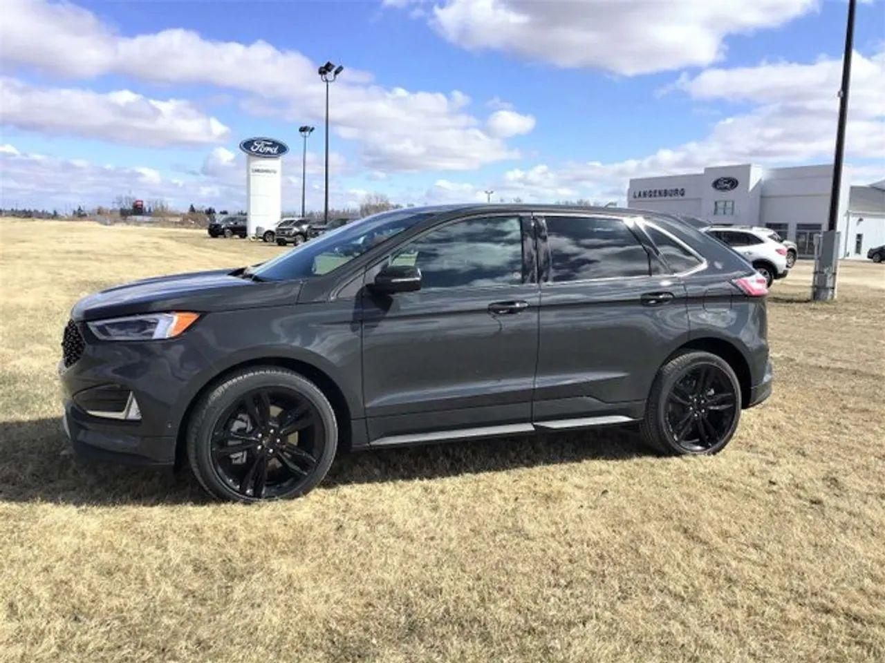 2021 Ford Edge ST-2