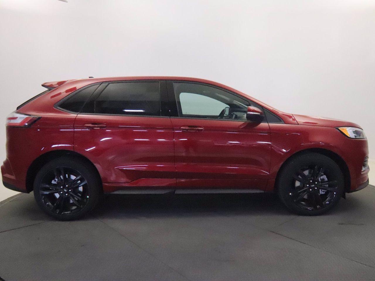 2021 Ford Edge ST-1
