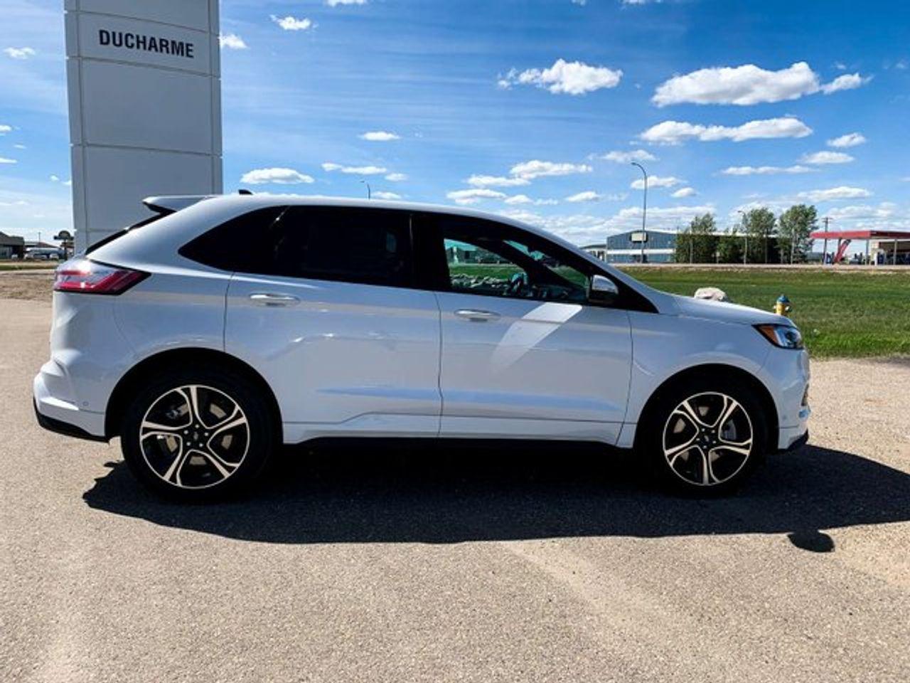 2021 Ford Edge ST-2