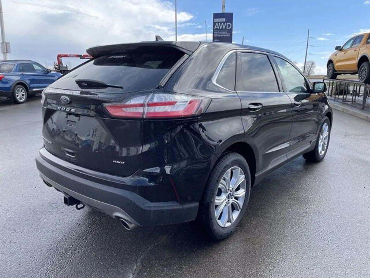 2021 Ford Edge Titanium-3