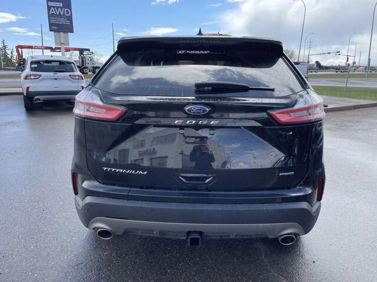 2021 Ford Edge Titanium-4