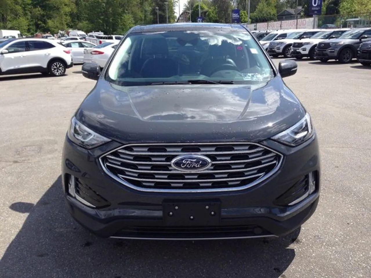 2021 Ford Edge Titanium-1
