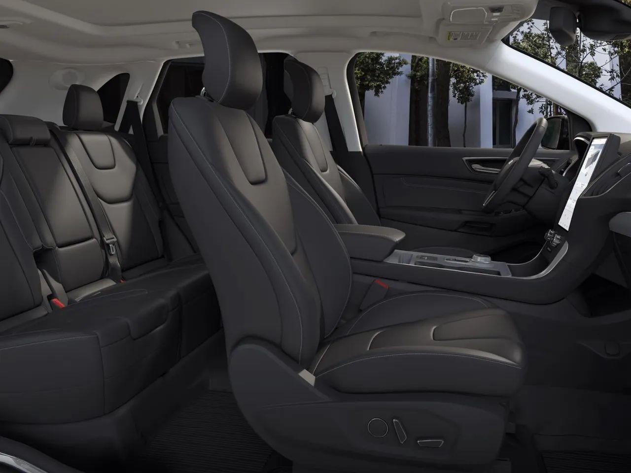 2021 Ford Edge Titanium-4