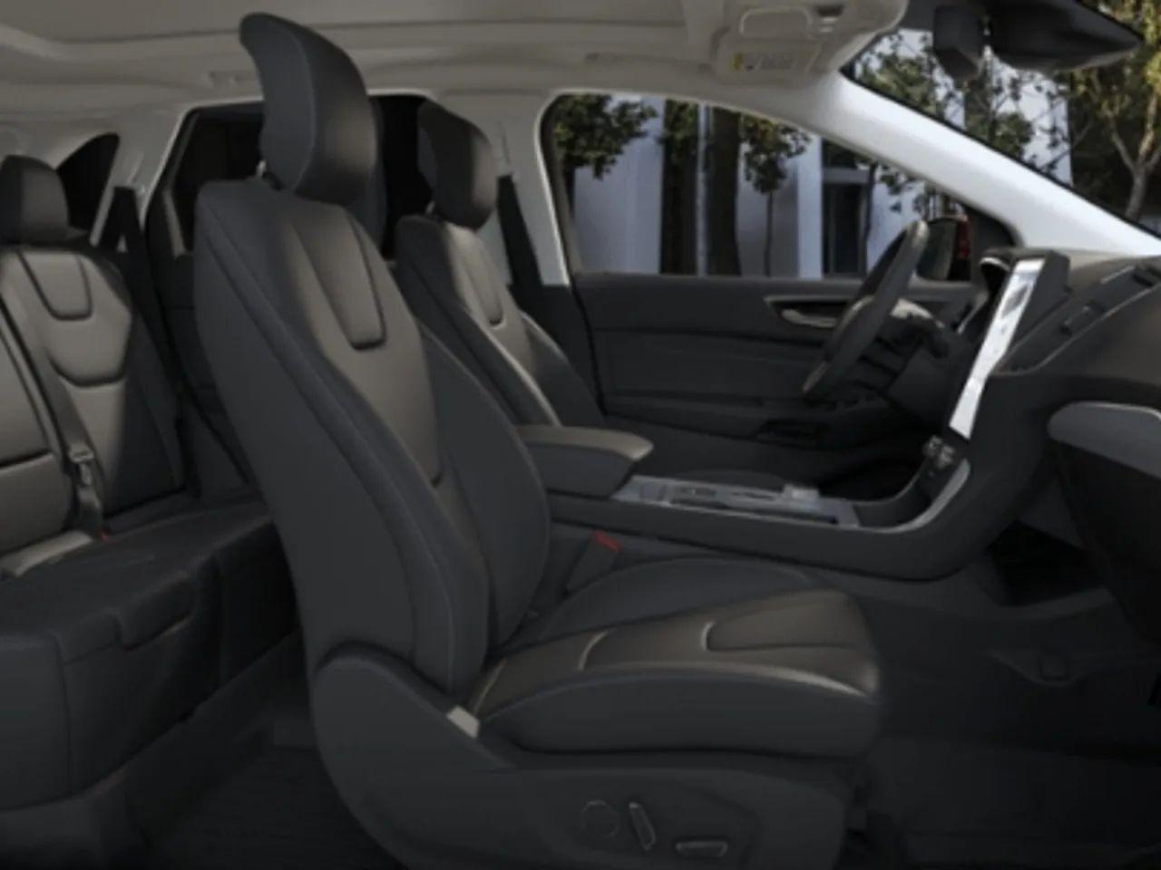 2021 Ford Edge Titanium-4