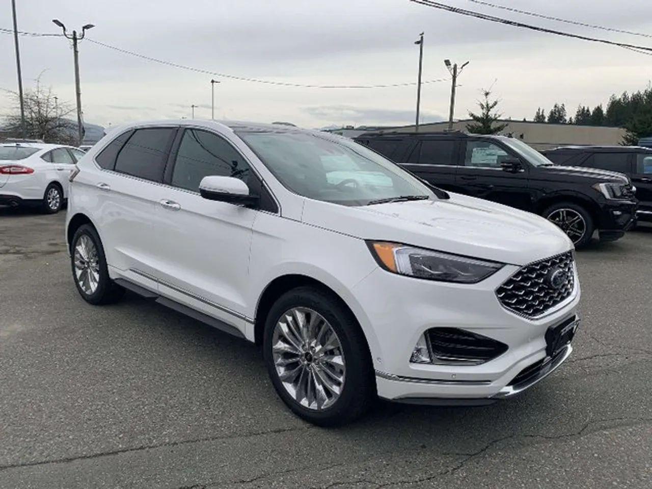 2021 Ford Edge Titanium-2