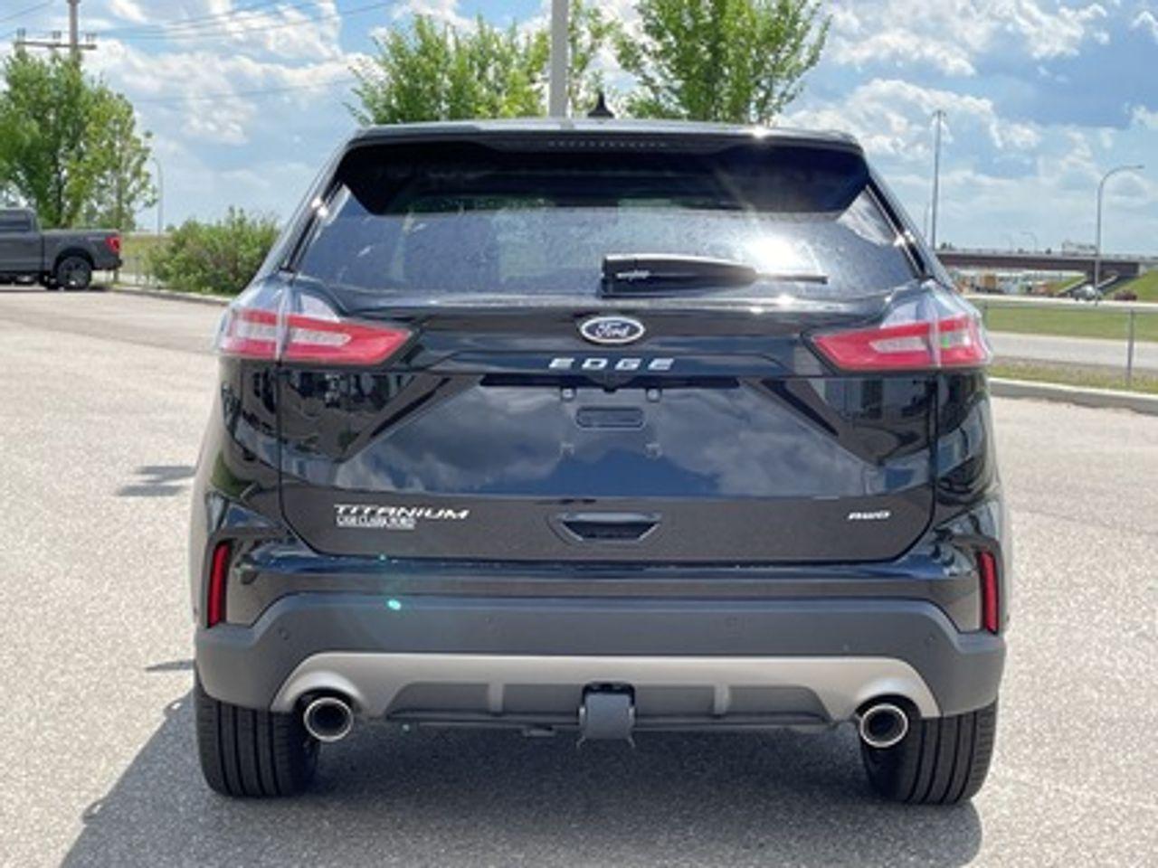 2021 Ford Edge Titanium-4
