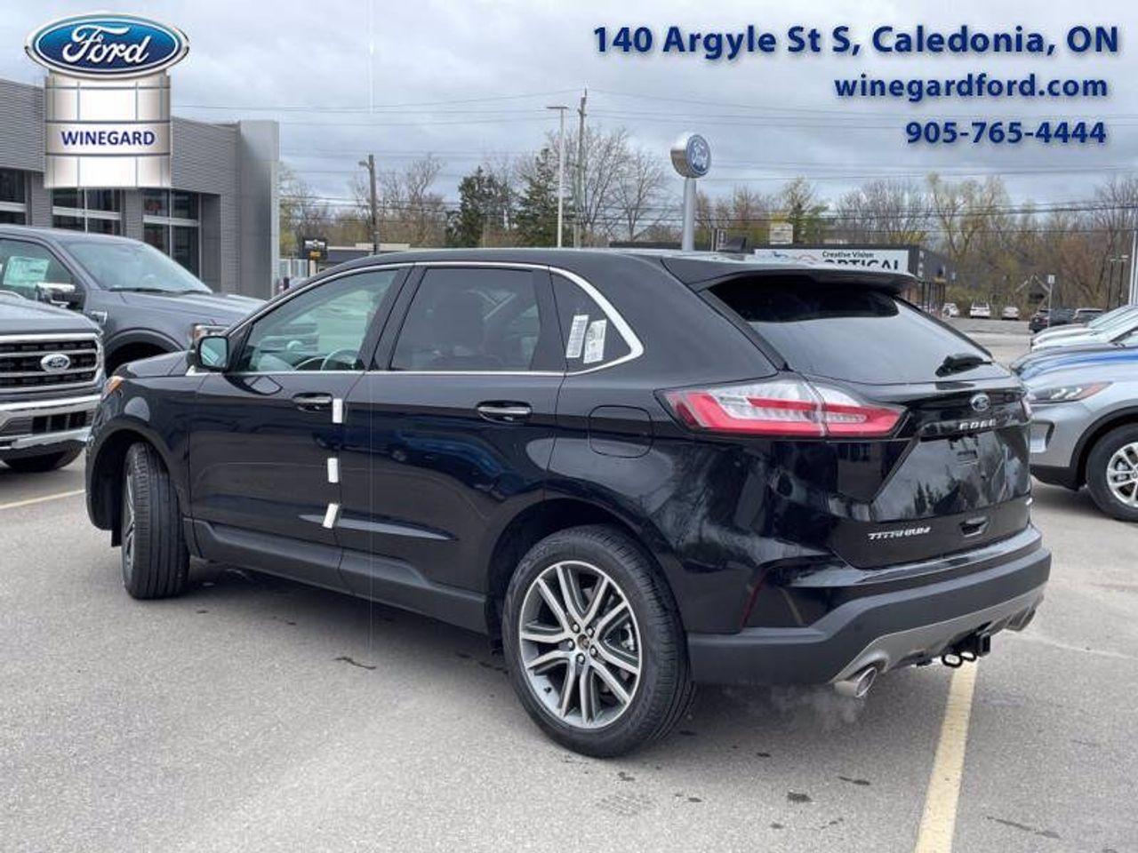 2021 Ford Edge Titanium-2