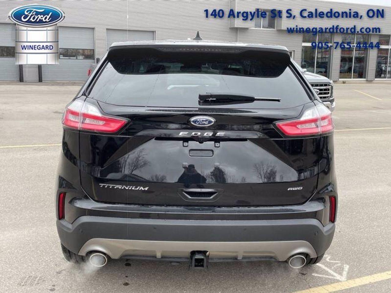 2021 Ford Edge Titanium-3