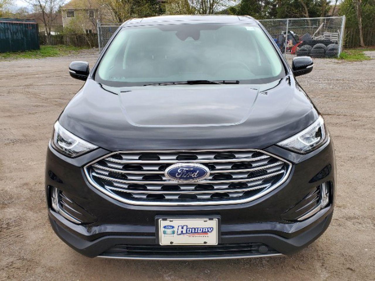 2021 Ford Edge Titanium-2