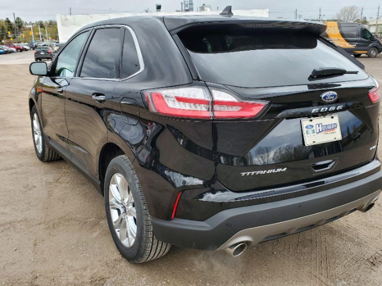 2021 Ford Edge Titanium-3