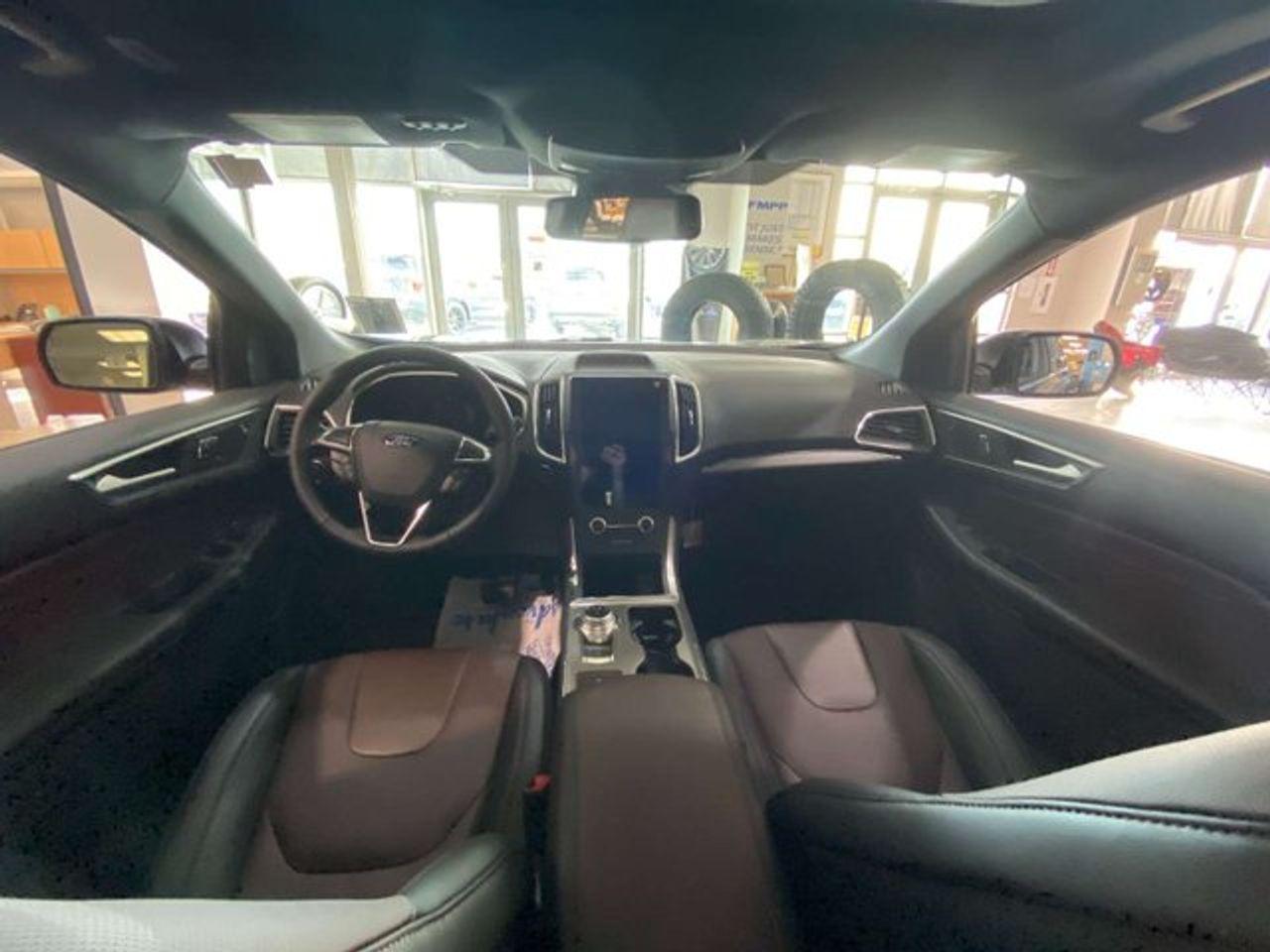 2021 Ford Edge Titanium-4