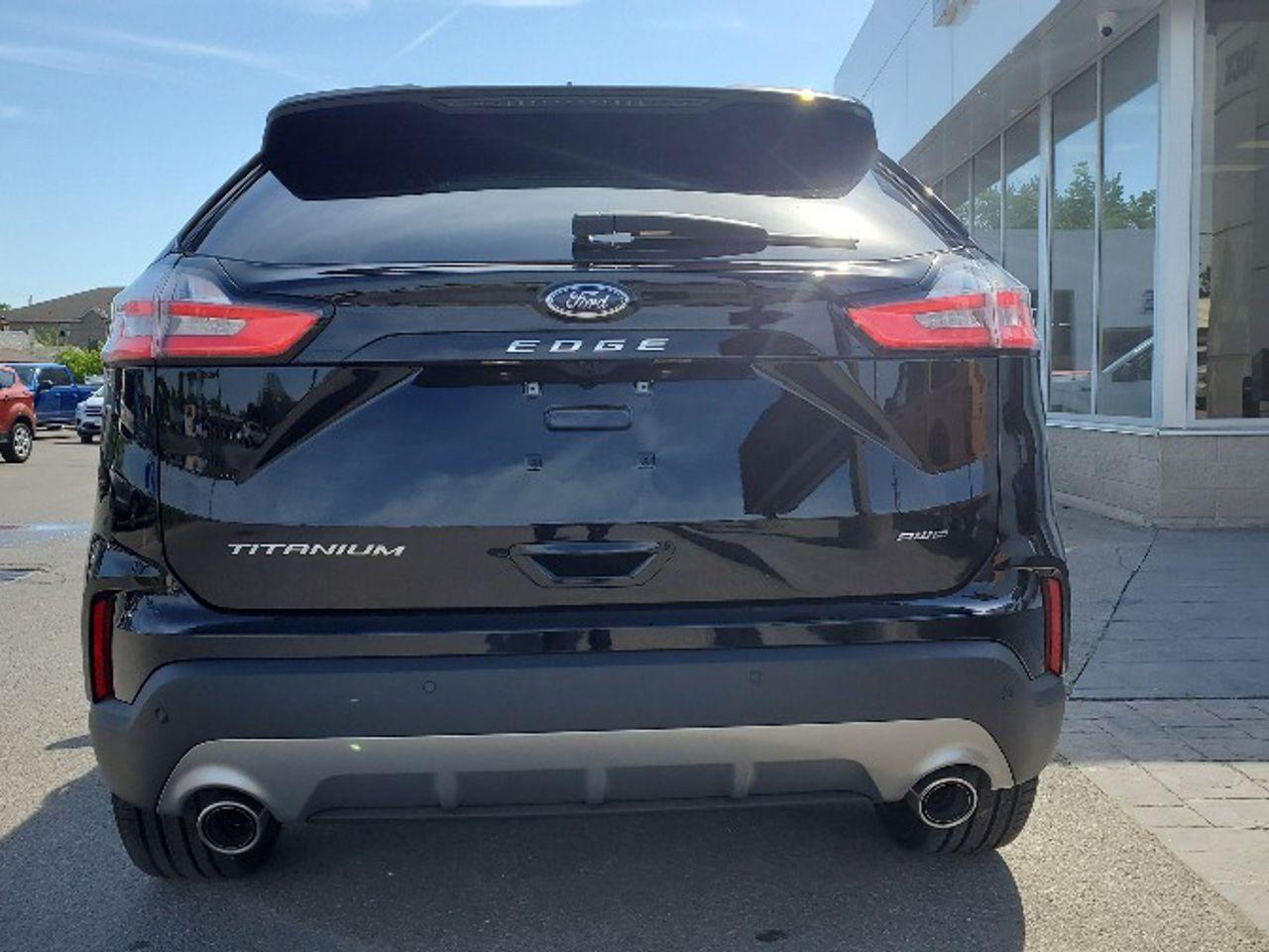 2021 Ford Edge Titanium-4