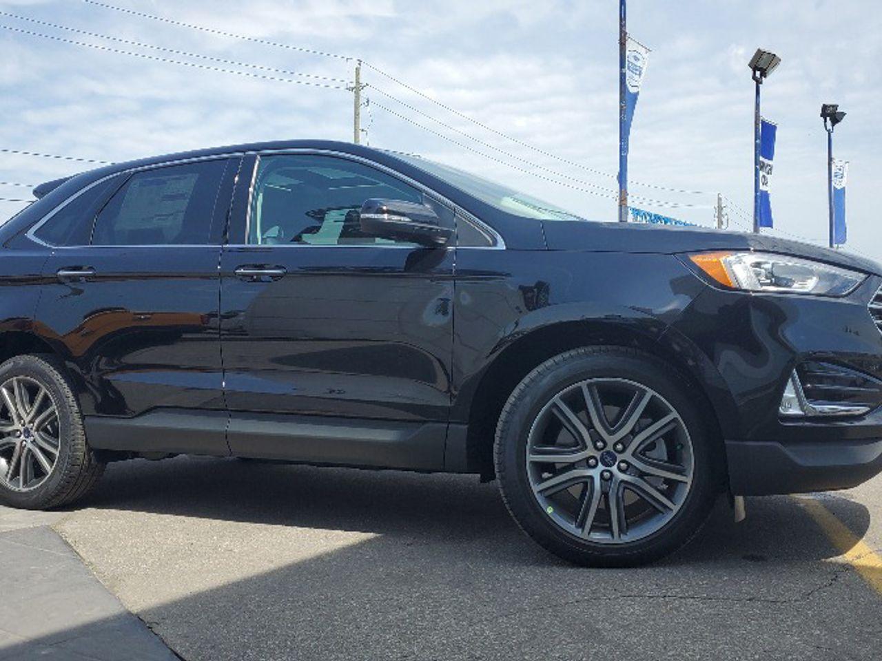 2021 Ford Edge Titanium-4