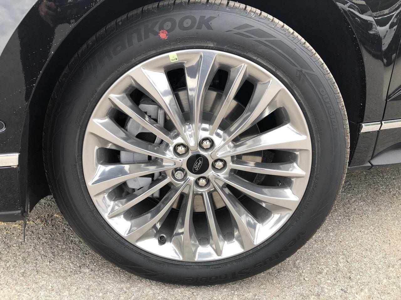 2021 Ford Edge Titanium-1