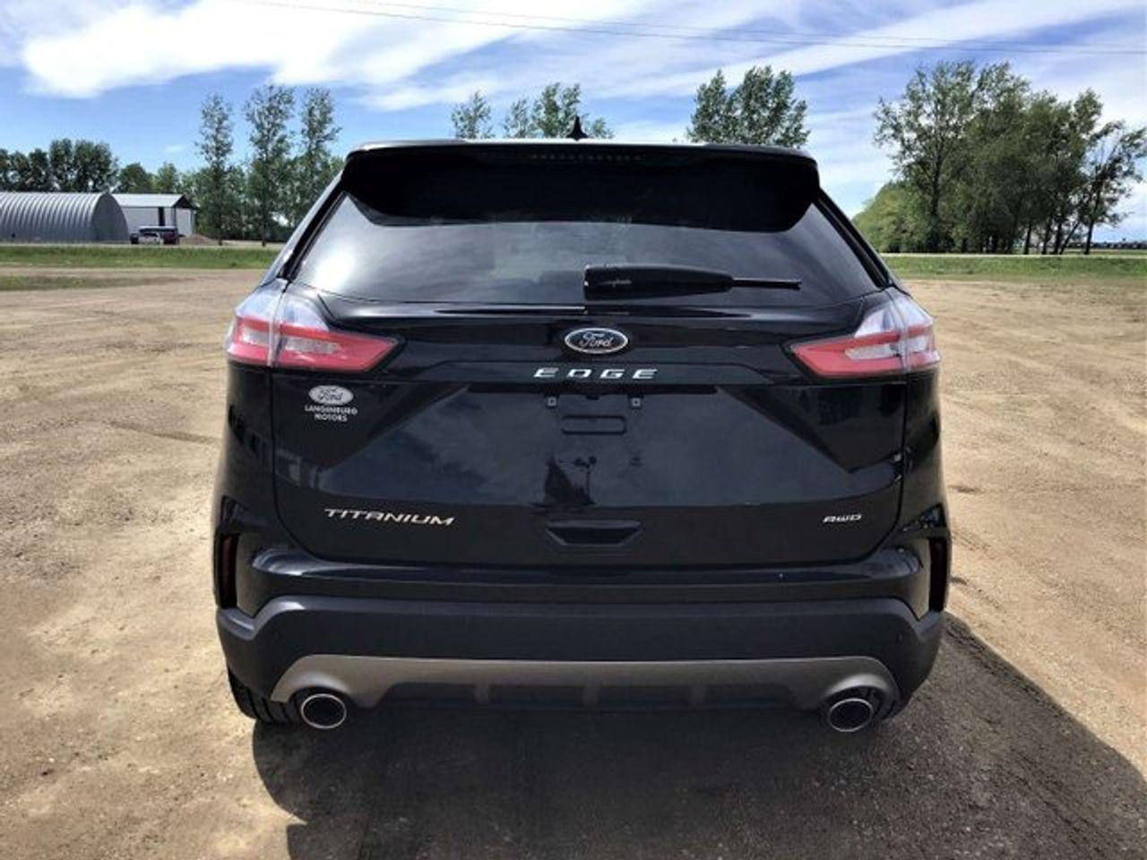 2021 Ford Edge Titanium-2