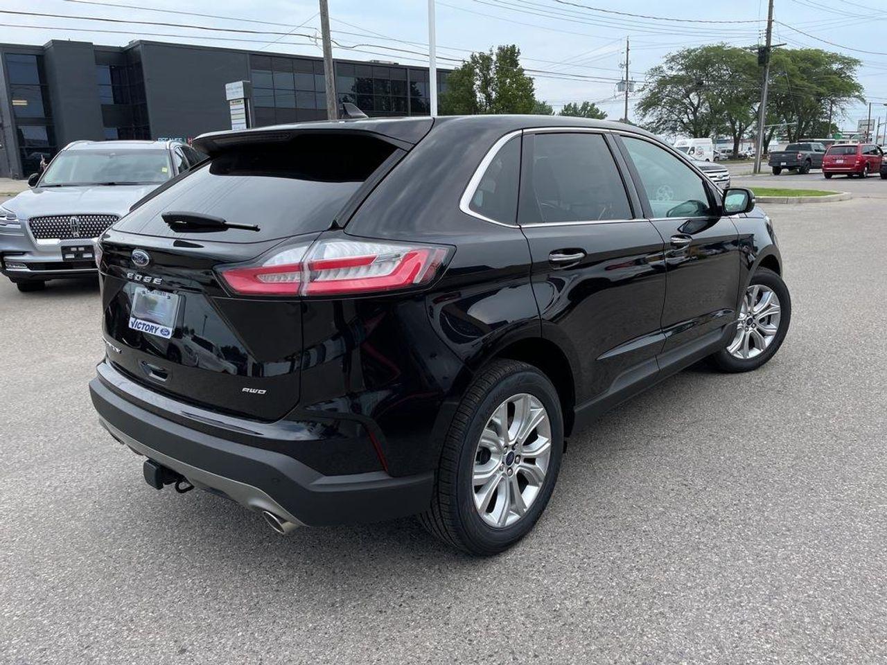 2021 Ford Edge Titanium-3
