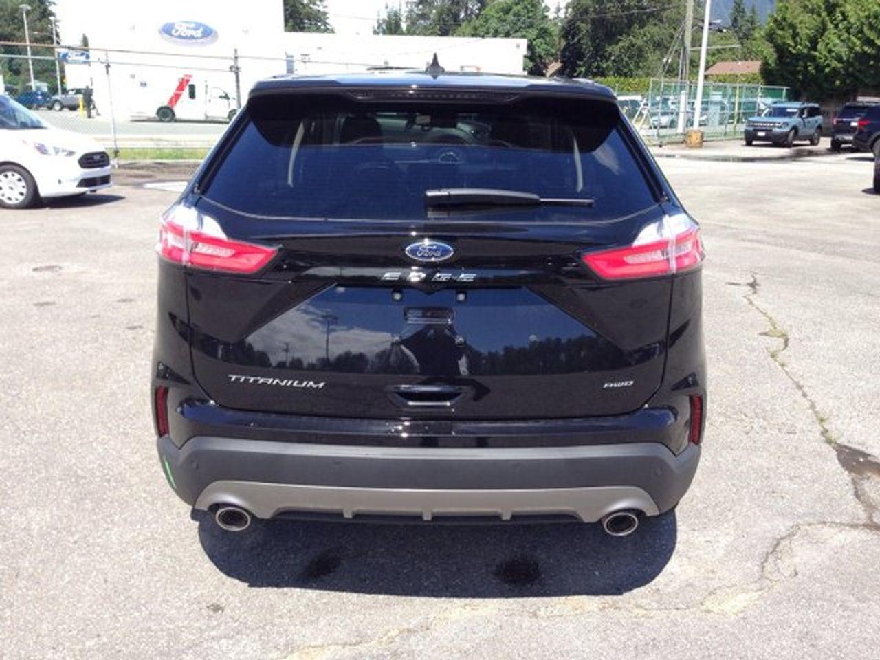 2021 Ford Edge Titanium-4