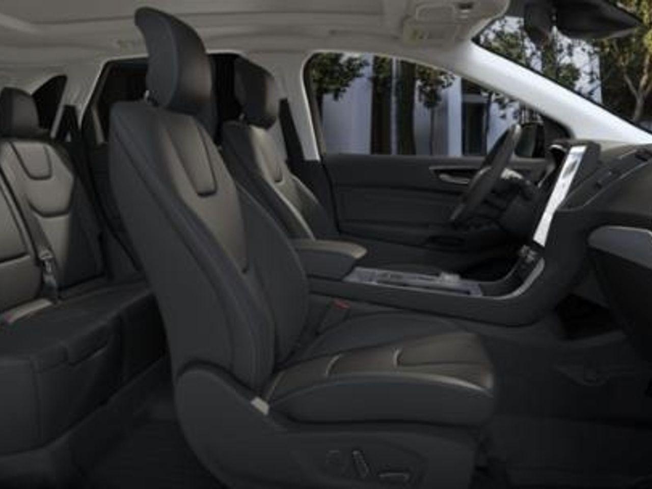2021 Ford Edge Titanium-4