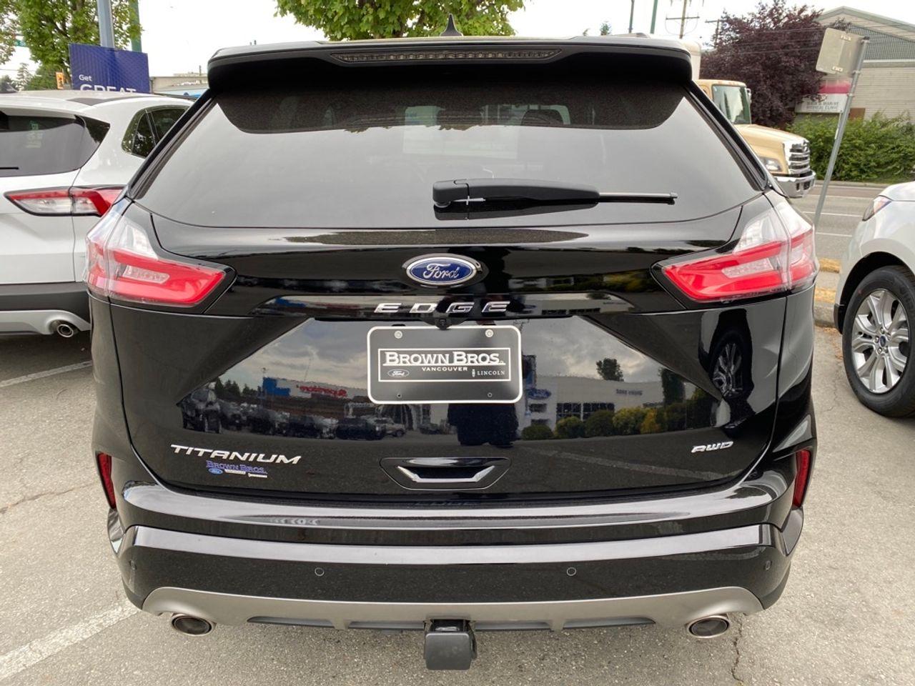 2021 Ford Edge Titanium-2