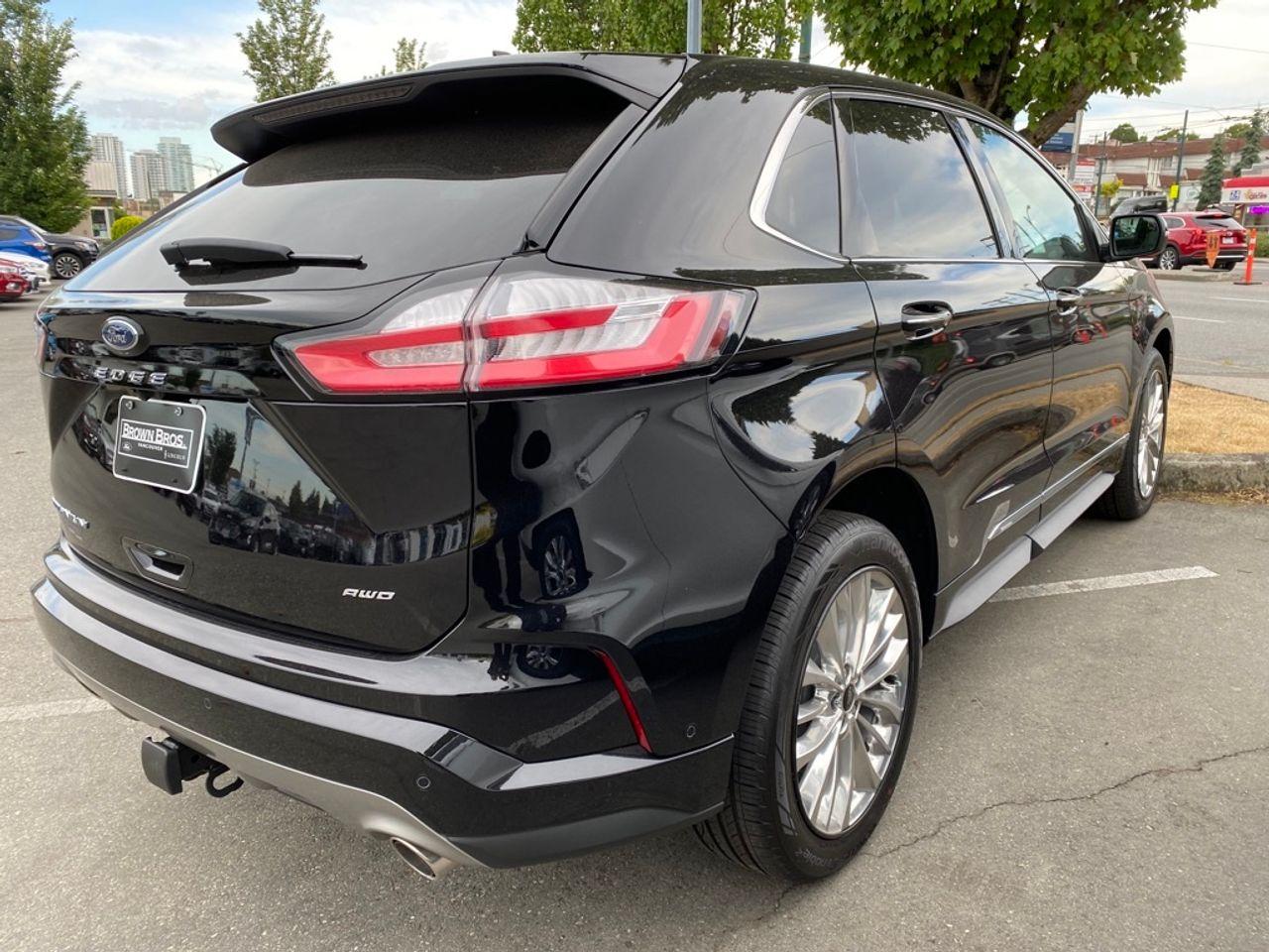 2021 Ford Edge Titanium-3