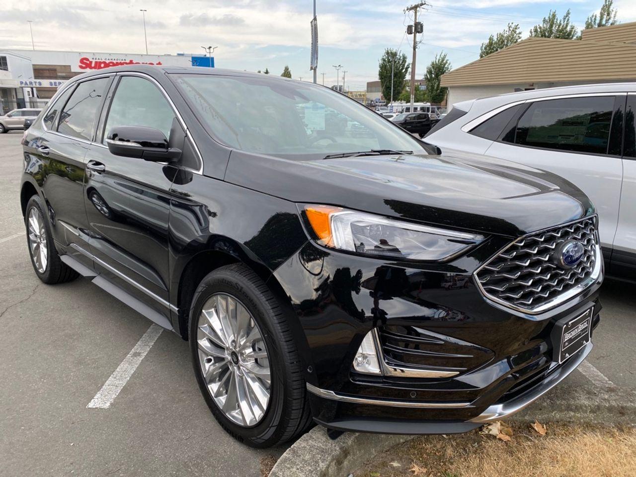 2021 Ford Edge Titanium-4