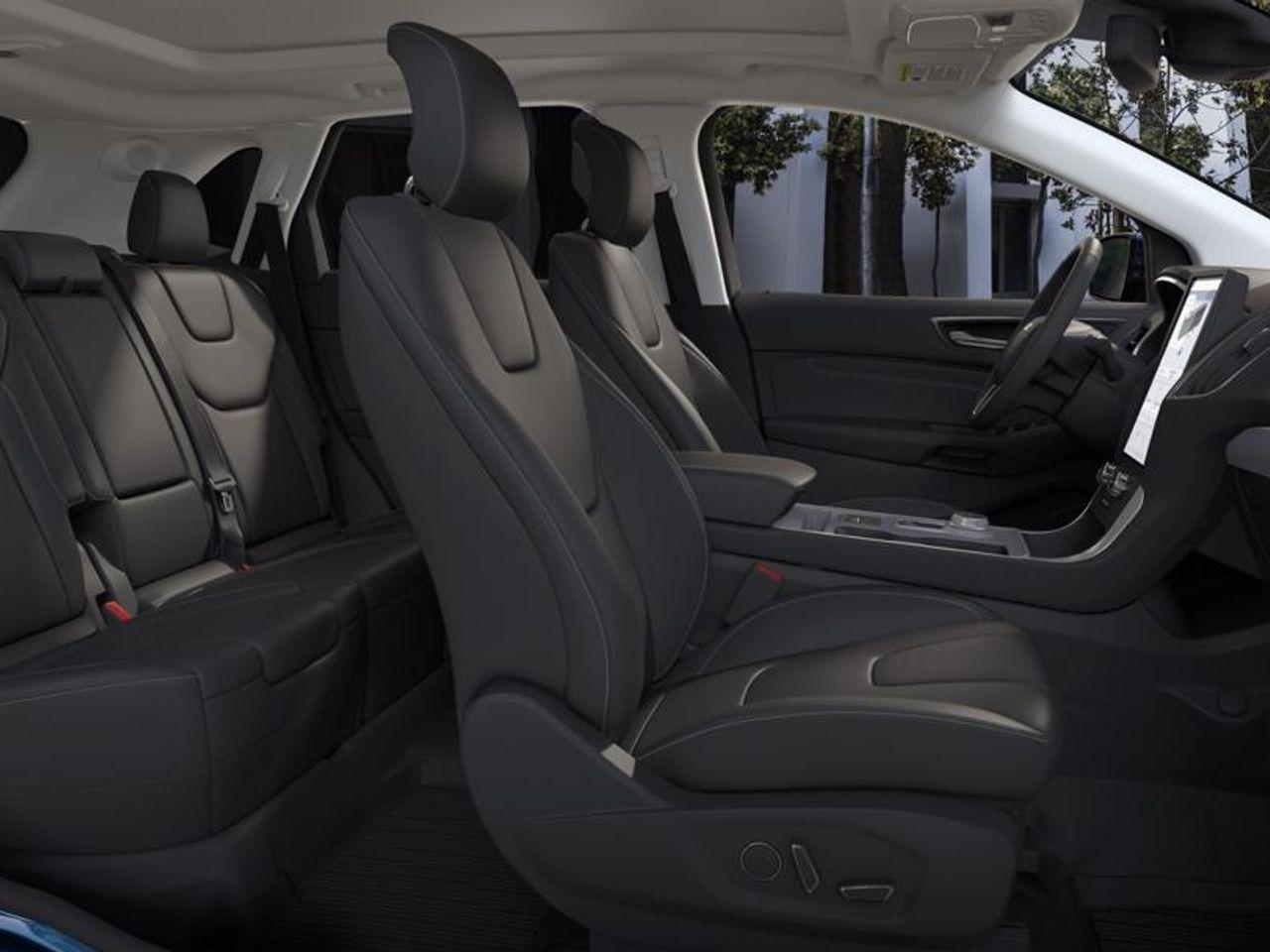 2021 Ford Edge Titanium-4